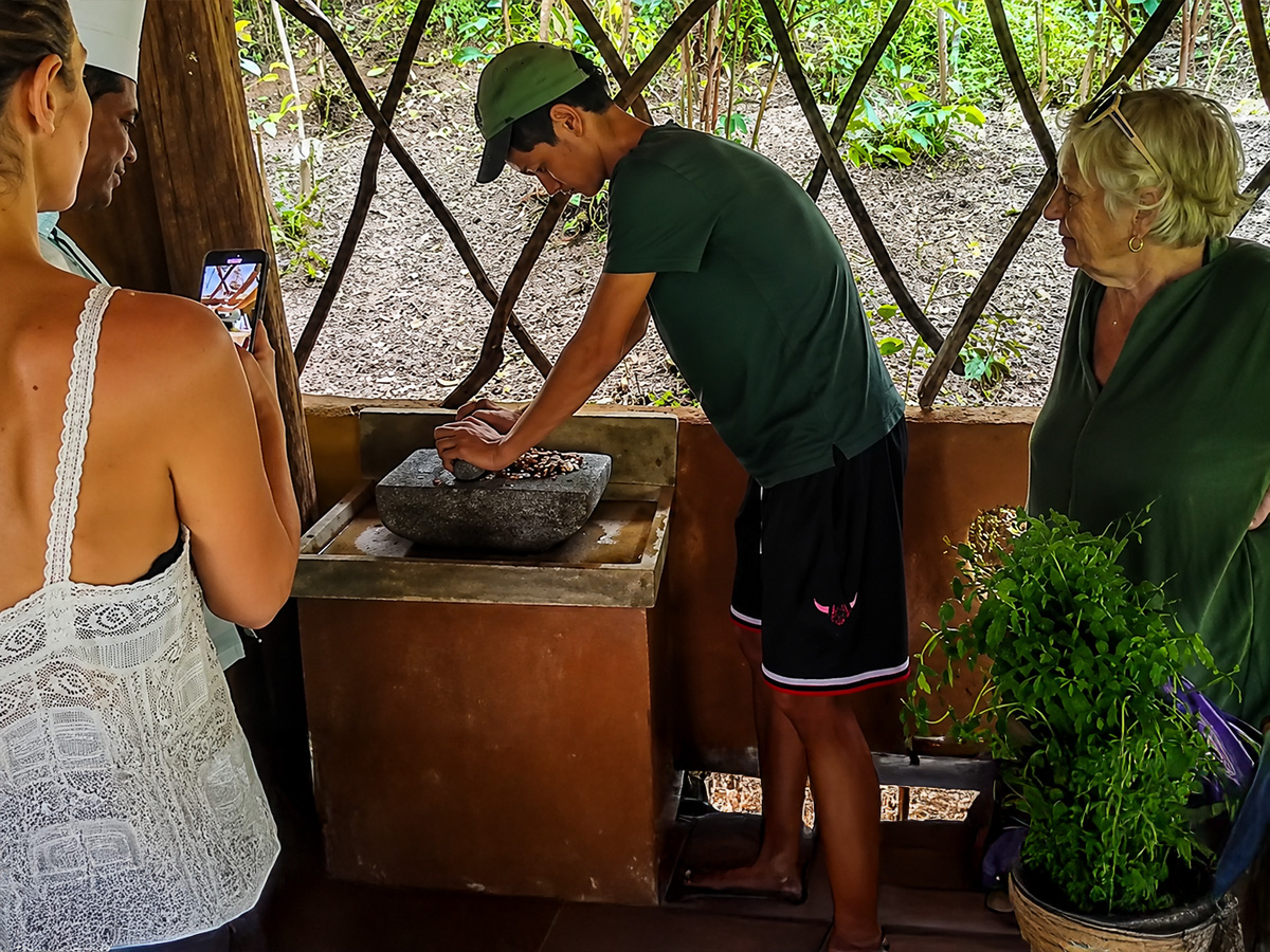cooking-demonstration-in-sri-lanka-7