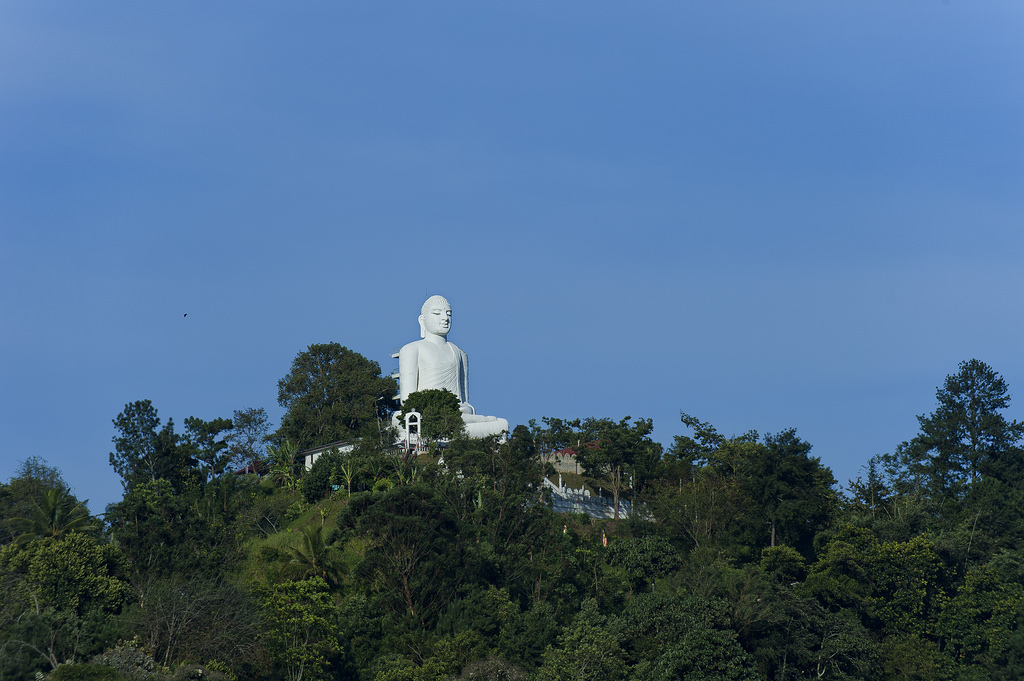 Bahiravokanda Vihara Buddha Statue